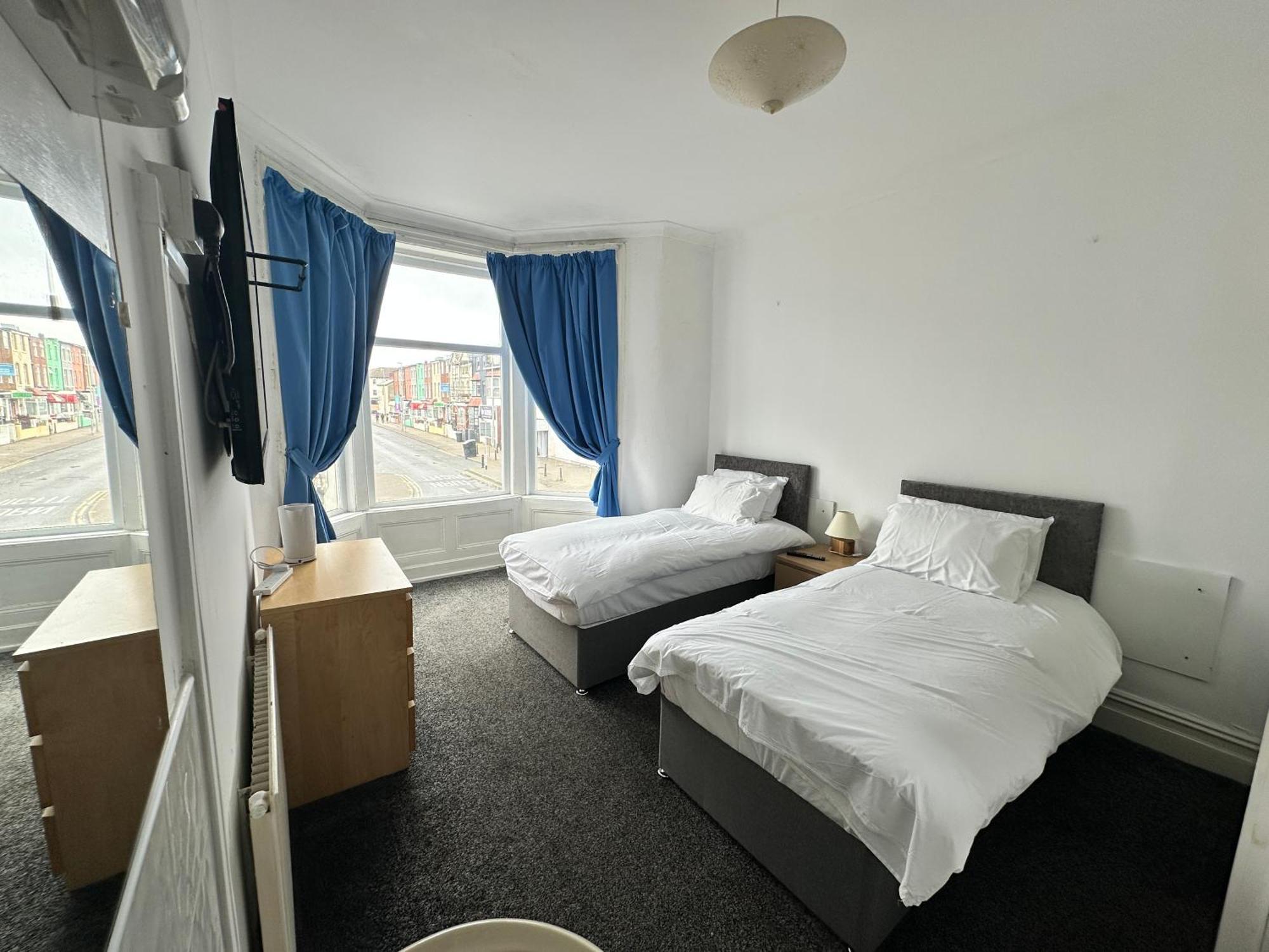 The Avari Hotel photo 2